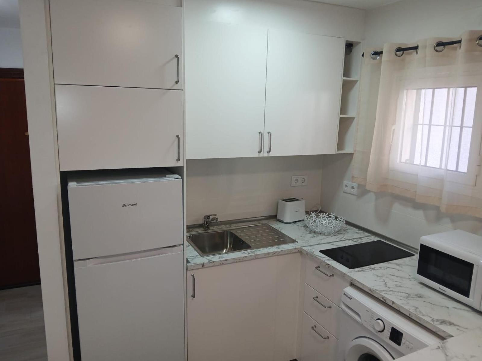 Apartamento Centrico Малага Экстерьер фото