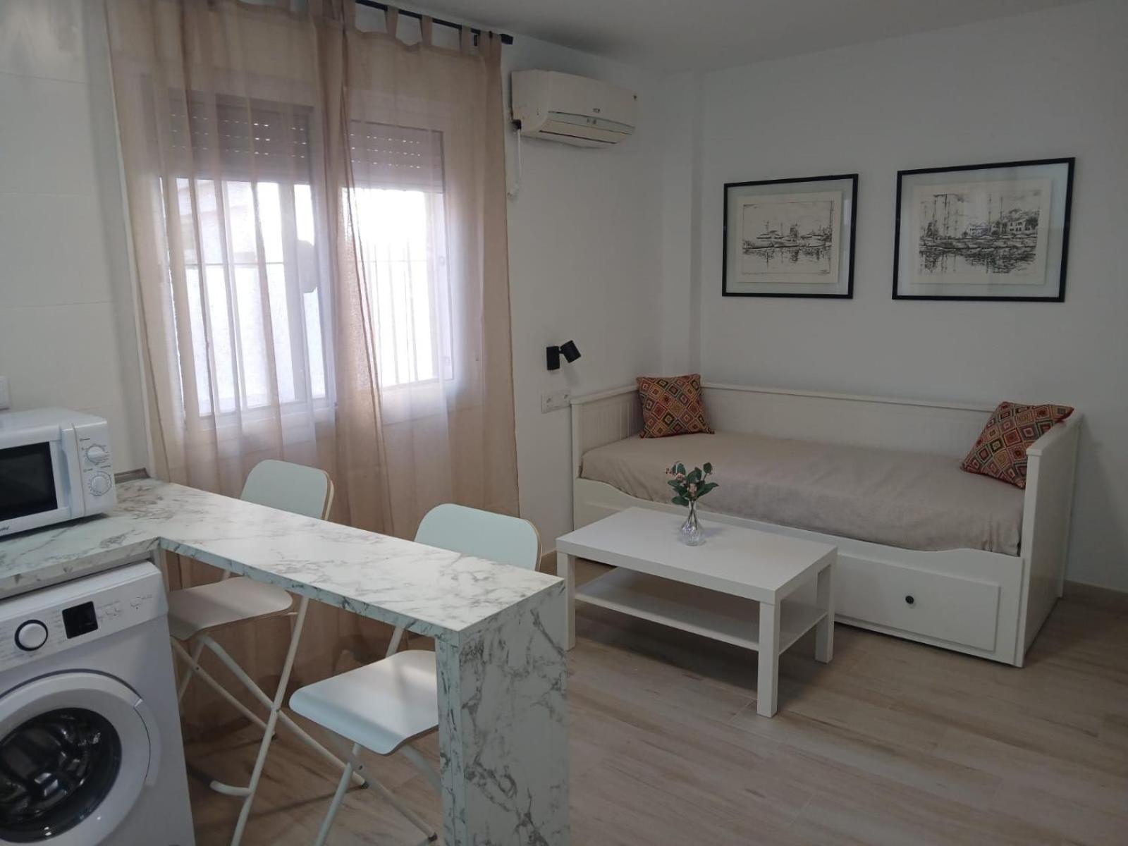 Apartamento Centrico Малага Экстерьер фото